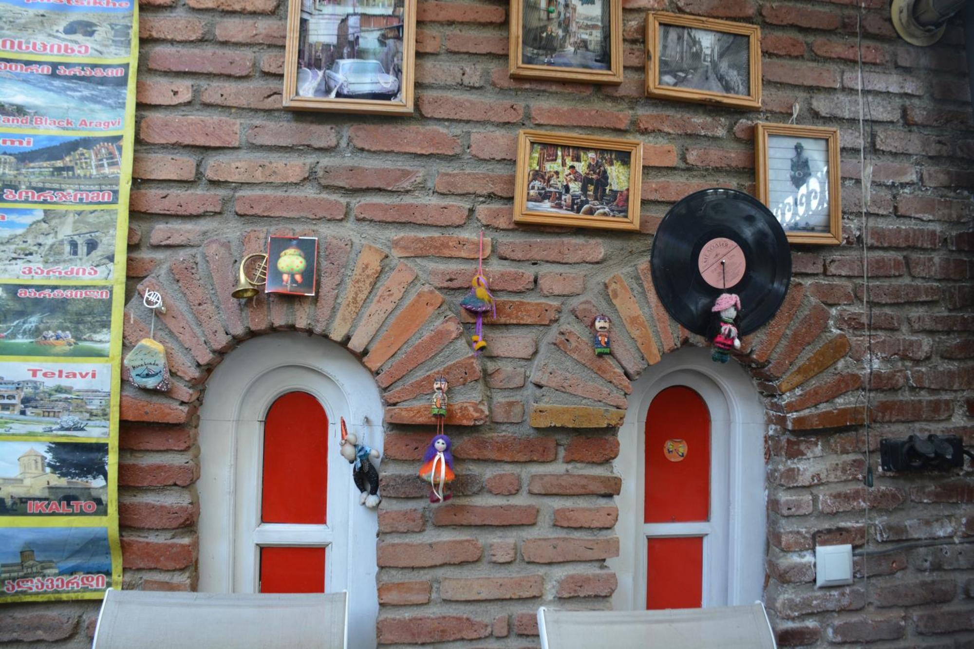 Old House Luca Hotel Tbilisi Exterior foto